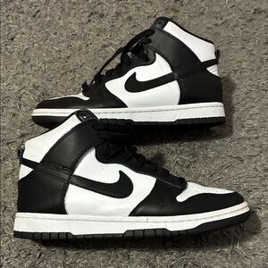 Nike dunk high panda